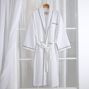 luxury hotel bathrobes